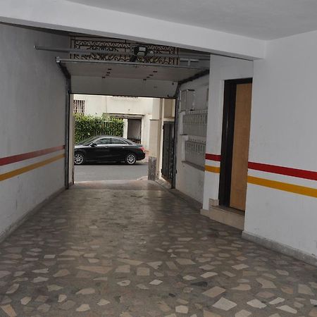 Val Fleuri Apartment With Balcony, Casablanca Exteriör bild
